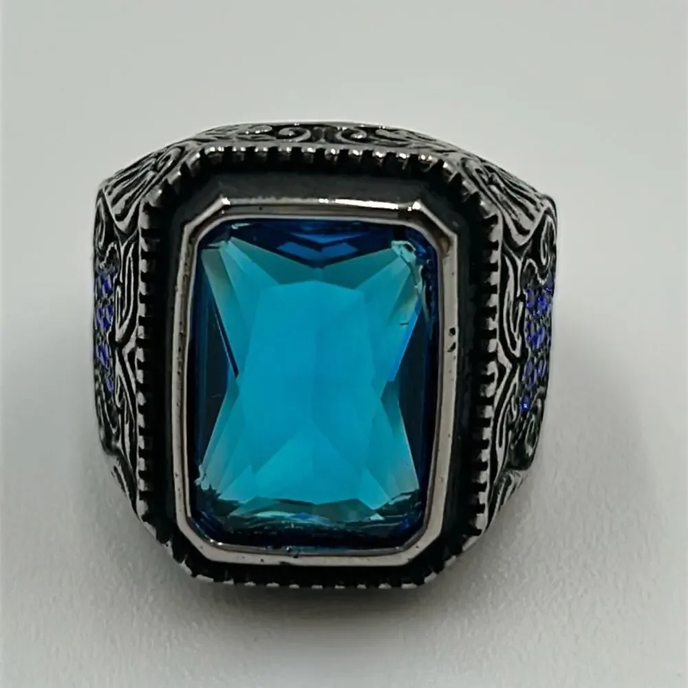 Ocean Blue Cubic Zirconia Handmade Men's Ring Size 11 NWT